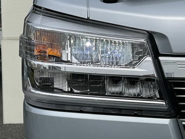 ハイゼットトラックジャンボエクストラ　届け出済み未使用車　キーフリー保証　新車保証・まごころ保証　１年間・走行距離無制限付き　スマートインナーミラー　エンジンプッシュスタート　電動格納ミラー　シートリクライニング　マニュアルエアコン　オーディオレス（東京都）の中古車