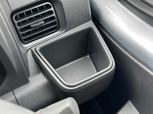 ハイゼットトラックジャンボエクストラ　届け出済み未使用車　キーフリー保証　新車保証・まごころ保証　１年間・走行距離無制限付き　スマートインナーミラー　エンジンプッシュスタート　電動格納ミラー　シートリクライニング　マニュアルエアコン　オーディオレス（東京都）の中古車