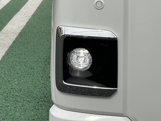 ハイゼットカーゴクルーズ　届け出済み未使用車　ＬＥＤパック保証　新車保証・まごころ保証　１年間・走行距離無制限付き　エンジンプッシュスタート　ＬＥＤヘッドライト　ＬＥＤ大型荷室灯　電動格納ミラー　マニュアルエアコン　オートライト（東京都）の中古車