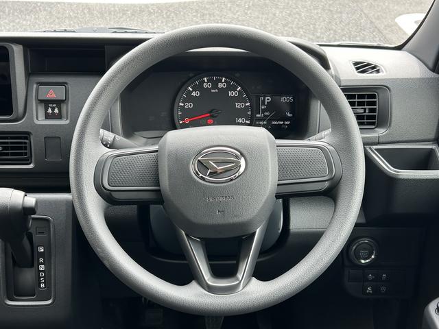 ハイゼットカーゴクルーズ　届け出済み未使用車　ＬＥＤパック保証　新車保証・まごころ保証　１年間・走行距離無制限付き　エンジンプッシュスタート　ＬＥＤヘッドライト　ＬＥＤ大型荷室灯　電動格納ミラー　マニュアルエアコン　オートライト（東京都）の中古車