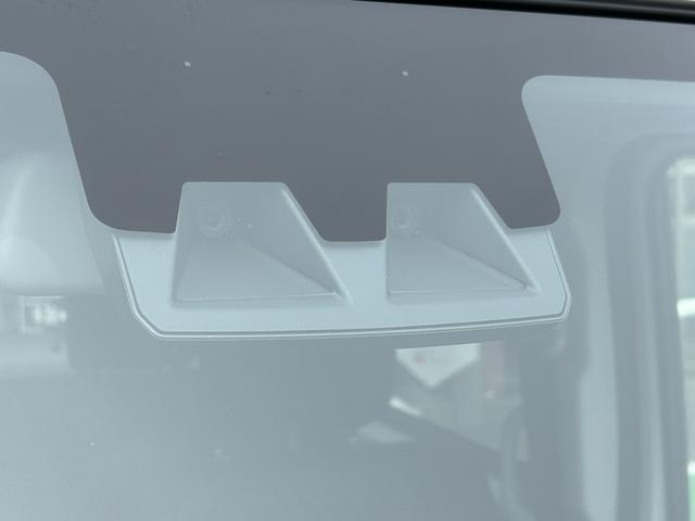 ハイゼットカーゴクルーズ　届け出済み未使用車　ＬＥＤパック保証　新車保証・まごころ保証　１年間・走行距離無制限付き　エンジンプッシュスタート　ＬＥＤヘッドライト　ＬＥＤ大型荷室灯　電動格納ミラー　マニュアルエアコン　オートライト（東京都）の中古車