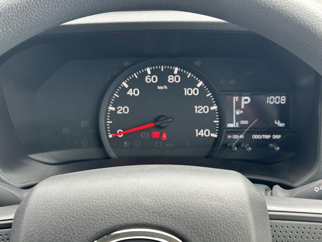 ハイゼットカーゴクルーズ　届け出済み未使用車　ＬＥＤパック保証　新車保証・まごころ保証　１年間・走行距離無制限付き　エンジンプッシュスタート　ＬＥＤヘッドライト　ＬＥＤ大型荷室灯　電動格納ミラー　マニュアルエアコン　オートライト（東京都）の中古車