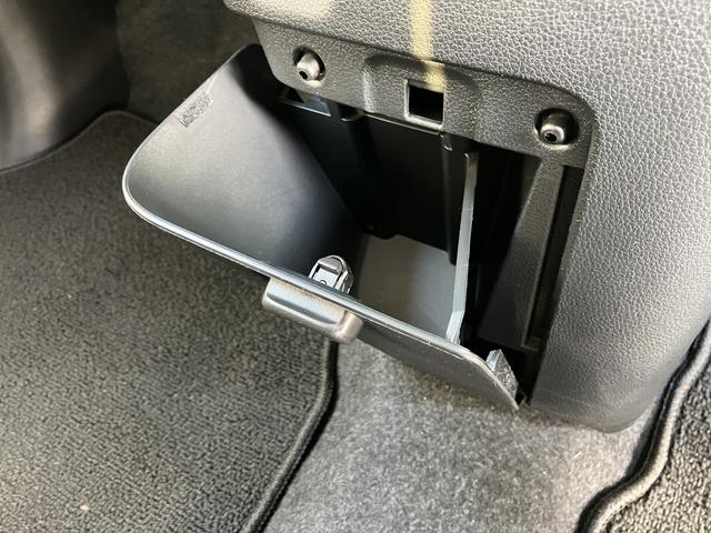 ムーヴキャンバスストライプスＧ　９インチディスプレイオーディオ装備保証　新車保証・まごころ保証　１年間・走行距離無制限付き　９インチディスプレイオーディオ　オートエアコン　シートヒーター　スマートアシスト　ＬＥＤヘッドライト　ＬＥＤフォグランプ　電動サイドブレーキ（東京都）の中古車