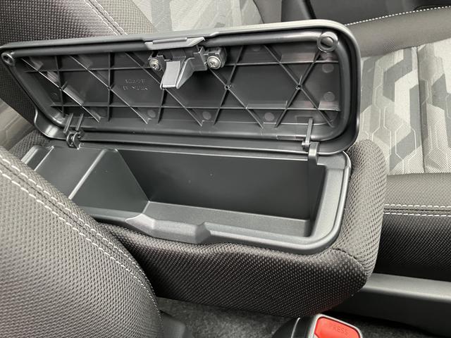 タフトＧターボ　ダーククロムベンチャー　ＬＥＤヘッドライト保証　新車保証・まごころ保証　１年間・走行距離無制限付き　アダプティブクルーズコントロール　フロントシートヒーター　ホールド機能付き電動サイドブレーキ　ガラスルーフ　キーフリー　電動格納ミラー（東京都）の中古車