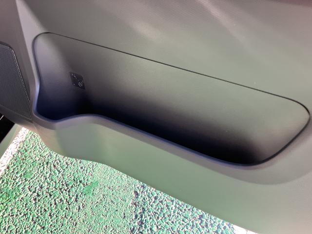 タフトＧ　クロムベンチャー　オーディオレス　パノラマモニター新車保証・まごころ保証　１年間・走行距離無制限付き　オーディオレス　パノラマモニター対応カメラ　スマートアシスト　クリアランスソナー　シートヒーター　ＬＥＤヘッドライト　ＬＥＤフォグランプ　ＵＳＢ端子（東京都）の中古車