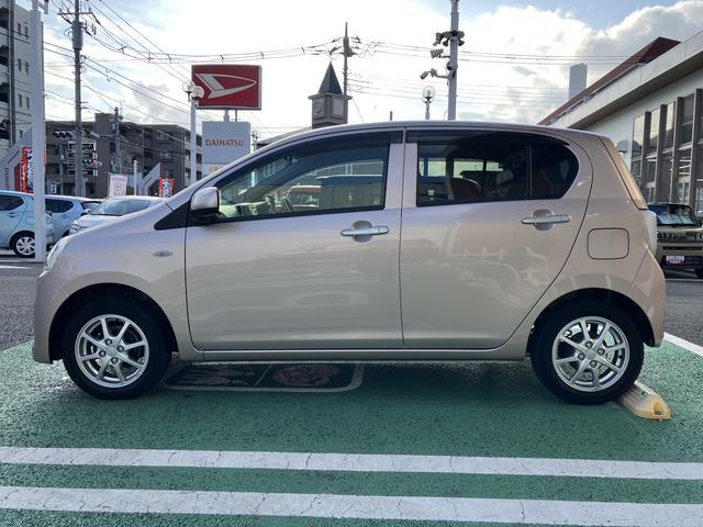 ミライースＸ　メモリアルエディション　ＣＤチューナー　カーペットマット保証　まごころ保証　１年間・走行距離無制限付き　純正ＣＤチューナー　ハロゲンヘッドライト　マニュアルエアコン　電動格納ミラー　キーレス　パワーウィンドウ　ロングバイザー　カーペットマット（東京都）の中古車