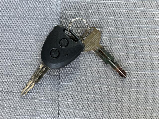 ミライースＸ　ＳＡIII　ＣＤステレオ装備　ＬＥＤヘッドライト保証　新車保証・まごころ保証　１年間・走行距離無制限付き　純正ＣＤチューナー　ＬＥＤヘッドライト　キーレス　電動格納ミラー　マニュアルエアコン　カーペットマット　コーナーセンサー　パワーウィンドウ（東京都）の中古車