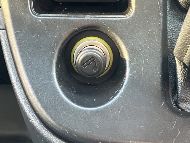 ハイゼットカーゴクルーズターボ　キーレス　ハロゲンヘッドライト　ＭＴ車保証　まごころ保証　１年間・走行距離無制限付き　７インチカーナビ　電動格納ミラー　マニュアルエアコン　キーレス　ハロゲンヘッドライト　ワイドバイザー（東京都）の中古車