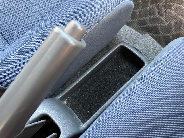 ハイゼットカーゴクルーズターボ　キーレス　ハロゲンヘッドライト　ＭＴ車保証　まごころ保証　１年間・走行距離無制限付き　７インチカーナビ　電動格納ミラー　マニュアルエアコン　キーレス　ハロゲンヘッドライト　ワイドバイザー（東京都）の中古車