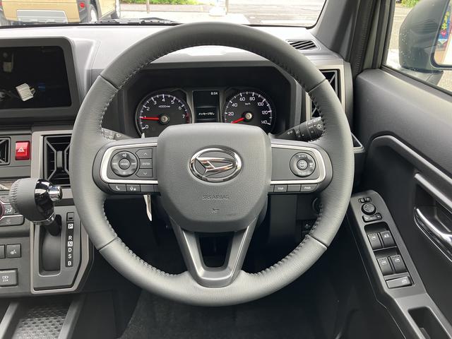 タフトＧ　クロムベンチャー　届け出済み未使用車　バックカメラ保証　新車保証・まごころ保証　１年間・走行距離無制限付き　アダプティブクルーズコントロール　フロントシートヒーター　ＬＥＤヘッドライト　ガラスルーフ　キーフリー　ホールド機能付き電動サイドブレーキ（東京都）の中古車