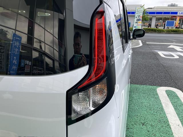 ムーヴＲＳ　４ＷＤ　届け出済み未使用車　フロントシートヒーター保証　新車保証・まごころ保証　１年間・走行距離無制限付き　アダプティブクルーズコントロール　ＬＥＤヘッドライト　電動格納ミラー　後席シートテーブル　両側電動スライドドア　ターボ　キーフリー（東京都）の中古車
