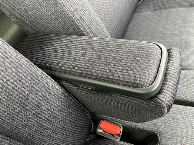 ムーヴＲＳ　４ＷＤ　届け出済み未使用車　フロントシートヒーター保証　新車保証・まごころ保証　１年間・走行距離無制限付き　アダプティブクルーズコントロール　ＬＥＤヘッドライト　電動格納ミラー　後席シートテーブル　両側電動スライドドア　ターボ　キーフリー（東京都）の中古車