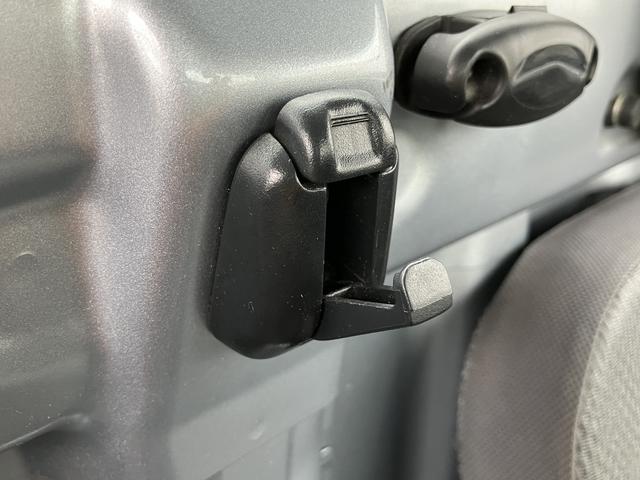 ハイゼットトラックハイルーフＳＡIIIｔ　ＡＭ／ＦＭラジオ　キーレス　ＥＴＣ保証　まごころ保証　１年間・走行距離無制限付き　純正ＡＭ／ＦＭラジオ　ハロゲンヘッドライト　キーレス　ラバーマット　ロングバイザー　リアコーナーセンサー　マニュアルエアコン　ＥＴＣ車載器（東京都）の中古車