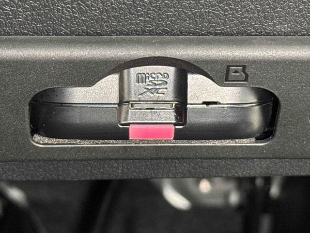 ハイゼットカーゴクルーズターボ　７インチ純正ナビ　ドラレコ　ＥＴＣ保証　新車保証・まごころ保証　１年間・走行距離無制限付き・７インチナビ・バックカメラ・ドラレコ・ＥＴＣ装備・スマートアシスト装備（東京都）の中古車