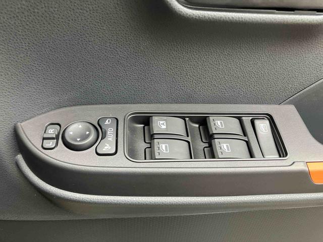 タントファンクロスリミテッド 届け出済み未使用車保証 新車保証・まごころ保証 1年間・走行距離無制限付き(東京都)の中古車