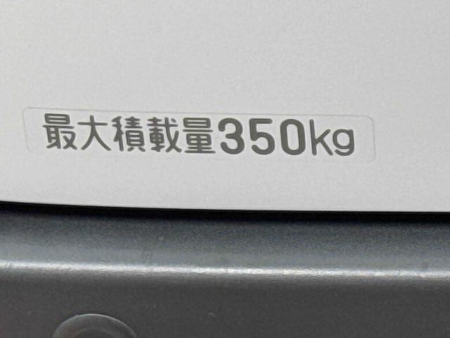 ハイゼットカーゴスペシャル　５速マニュアル車　ＥＴＣ車載器新車保証・まごころ保証　１年間・走行距離無制限付き　前席パワーウインドウ　リヤベンチシート　コーナーセンサー　オートライト　オートハイビーム（東京都）の中古車