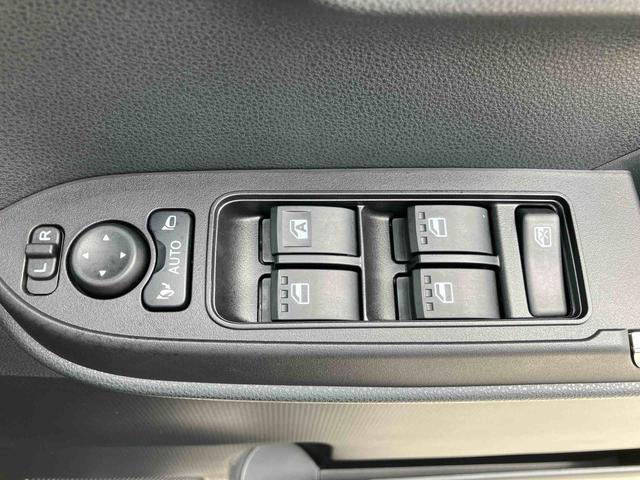 タントカスタムＲＳ　電動スライドドア　前席シートヒーター保証　新車保証・まごころ保証　１年間・走行距離無制限付き　前席シートヒーター　ＬＥＤヘッドランプ　ＬＥＤフォグランプ　電動パーキングブレーキ　両側電動スライドドア　オートライト　キーフリーシステム（東京都）の中古車