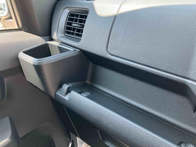 ハイゼットカーゴＤＸ　登録済み未使用車保証　新車保証・まごころ保証　１年間・走行距離無制限付き（東京都）の中古車
