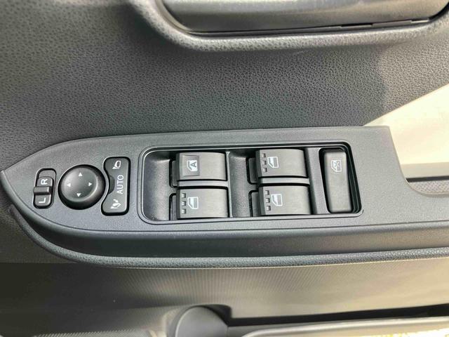 タントＸ　前席シートヒーター　電動パーキングブレーキ保証　新車保証・まごころ保証　１年間・走行距離無制限付き　キーフリーシステム　ＬＥＤヘッドランプ　前席シートヒーター　コーナーセンサー　電動パーキングブレーキ　片側電動スライドドア（東京都）の中古車