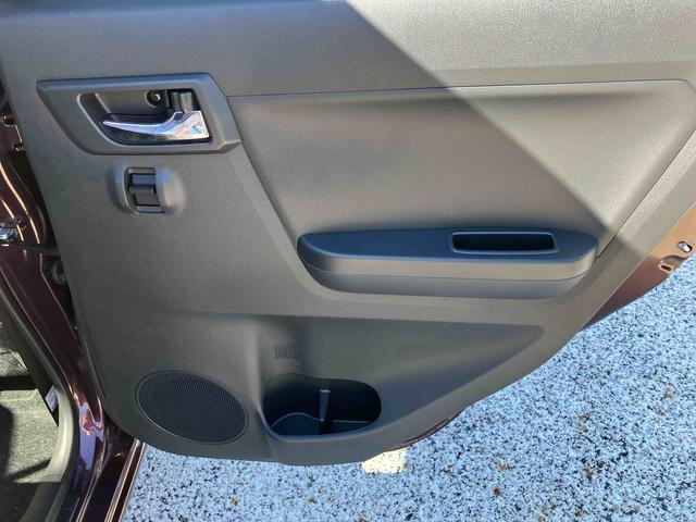 ミライースＸ　ＳＡIII　届出済み未使用車　ＬＥＤヘッドランプ保証　新車保証・まごころ保証　１年間・走行距離無制限付き　キーレスエントリー　ＬＥＤヘッドランプ　コーナーセンサー　電動格納ドアミラー　パワーウインドウ　オートライト　オートハイビーム（東京都）の中古車