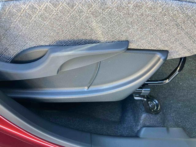 タントＸリミテッド　届け出済み未使用車保証　新車保証・まごころ保証　１年間・走行距離無制限付き（東京都）の中古車