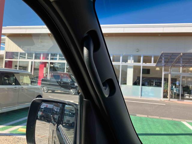 ハイゼットカーゴクルーズ　届け出済み未使用車　ディスプレイオーディオ保証　新車保証・まごころ保証　１年間・走行距離無制限付き　スマホ連携９インチディスプレイオーディオ　バックカメラ　電動格納ドアミラー　アイドリンストップ　リヤ分割シート　オートライト（東京都）の中古車