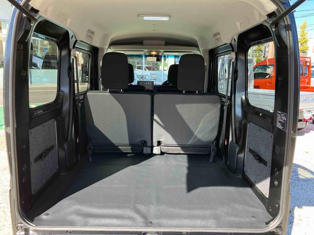 ハイゼットカーゴクルーズ　届け出済み未使用車　ディスプレイオーディオ保証　新車保証・まごころ保証　１年間・走行距離無制限付き　スマホ連携９インチディスプレイオーディオ　バックカメラ　電動格納ドアミラー　アイドリンストップ　リヤ分割シート　オートライト（東京都）の中古車
