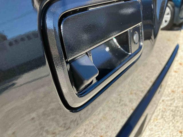 ハイゼットカーゴクルーズ　届け出済み未使用車　ディスプレイオーディオ保証　新車保証・まごころ保証　１年間・走行距離無制限付き　スマホ連携９インチディスプレイオーディオ　バックカメラ　電動格納ドアミラー　アイドリンストップ　リヤ分割シート　オートライト（東京都）の中古車