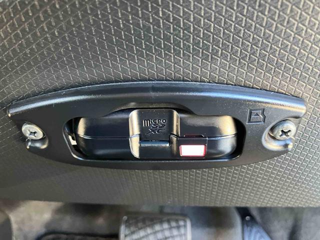 タントカスタムＲＳ　純正ナビ　ＥＴＣ車載器　ドライブレコーダー保証　新車保証・まごころ保証　１年間・走行距離無制限付き　純正７インチナビ　ＥＴＣ車載器　ドライブレコーダー　バックカメラ　コーナーセンサー　両側電動スライドドア　ＬＥＤヘッドランプ（東京都）の中古車