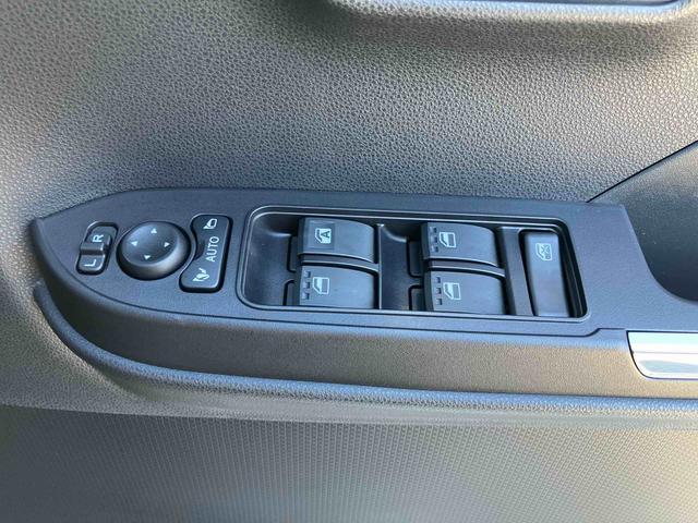 タントカスタムＲＳ　純正ナビ　ＥＴＣ車載器　ドライブレコーダー保証　新車保証・まごころ保証　１年間・走行距離無制限付き　純正７インチナビ　ＥＴＣ車載器　ドライブレコーダー　バックカメラ　コーナーセンサー　両側電動スライドドア　ＬＥＤヘッドランプ（東京都）の中古車