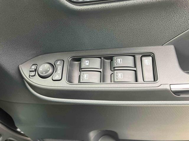 タントカスタムＲＳリミテッド　届け出済み未使用車保証　新車保証・まごころ保証　１年間・走行距離無制限付き・オーディオレス車・ＬＥＤヘッドライト装備・ＬＥＤフォグ装備・シートヒーター装備・アダプティブクルーズコントロール付き（東京都）の中古車