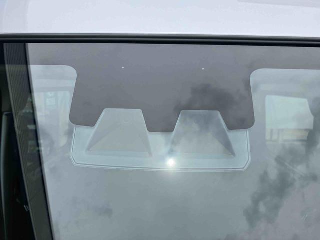 ハイゼットカーゴＤＸ社用車アップ車　衝突回避支援システム　　アイドリングストップ　オートライト　キーレスエントリー　両側スライドドア　コーナーセンサー（千葉県）の中古車