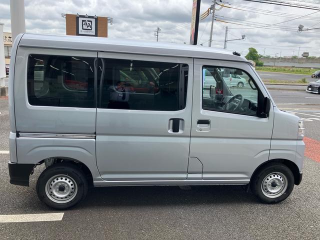 ハイゼットカーゴＤＸ社用車アップ車　衝突回避支援システム　　アイドリングストップ　オートライト　キーレスエントリー　両側スライドドア　コーナーセンサー（千葉県）の中古車
