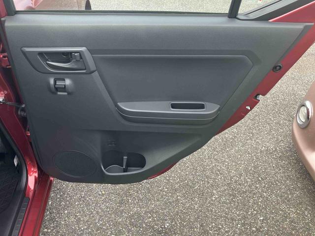 ミライースＬ　ＳＡIII衝突回避支援システム　／　オーディオレス　／　コーナーセンサー　／　アイドリングストップ　／　キーレスエントリー　／　パワーウインドウ（千葉県）の中古車