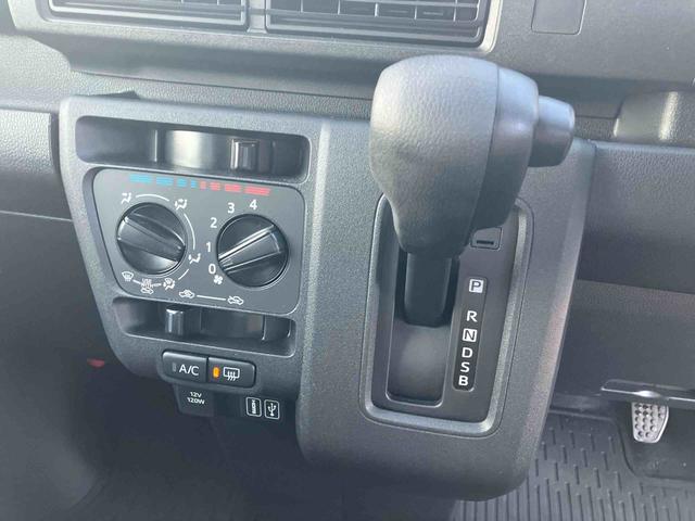 ハイゼットカーゴクルーズディスプレイオーディオ　／　両側電動スライドドア　／　衝突回避支援システム　／　コーナーセンサー　／　プッシュスタートボタン　／　オートライト（千葉県）の中古車