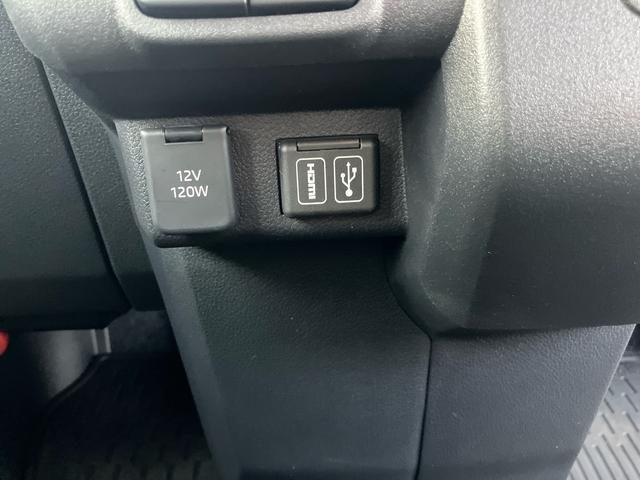 ハイゼットカーゴクルーズディスプレイオーディオ　／　両側電動スライドドア　／　衝突回避支援システム　／　コーナーセンサー　／　プッシュスタートボタン　／　オートライト（千葉県）の中古車