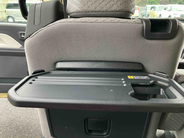 タントＸ電動パーキングブレーキ　／　オーディオレス　／　衝突回避支援システム　／　オートライト　／　両側スライドドア片側電動　／　アイドリングストップ（千葉県）の中古車