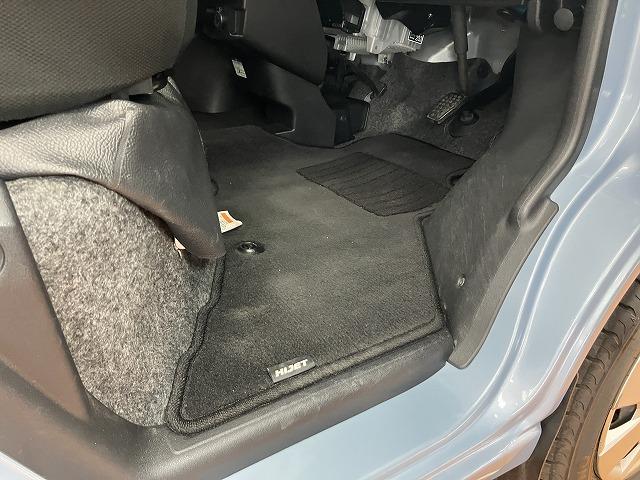 ハイゼットカーゴスローパー　リヤレス＋補助シート　ＳＡIII福祉車両　車いす乗車　サポカーＳワイド適合　電動ウインチ　両側スライドドア　リヤファン　電動格納ミラー　パワーウインドウ　アイドリングストップ　オートハイビーム　キーレス（神奈川県）の中古車
