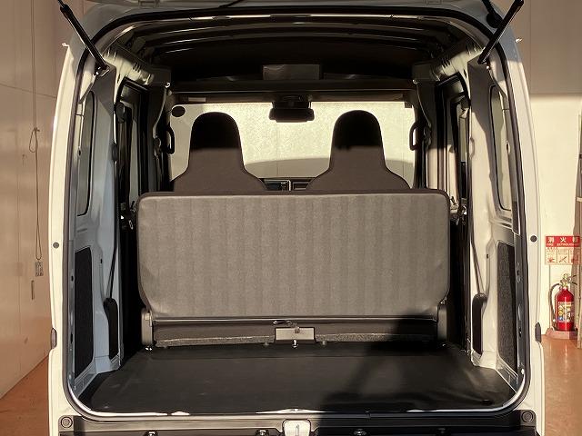 ハイゼットカーゴDXサポカーSワイド適合 オーディオ エアコン アクセサリーソケット コーナーセンサー アイドリングストップ 光軸調整ダイヤル 横滑り防止機能 誤発進抑制機能 パワーウインドウ キーレス(神奈川県)の中古車