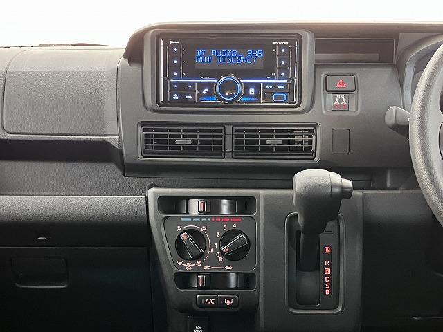 ハイゼットカーゴDXサポカーSワイド適合 オーディオ エアコン アクセサリーソケット コーナーセンサー アイドリングストップ 光軸調整ダイヤル 横滑り防止機能 誤発進抑制機能 パワーウインドウ キーレス(神奈川県)の中古車