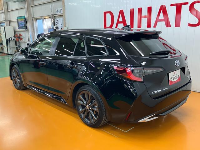 カローラツーリングハイブリッド　ダブルバイビーハイブリッド車　衝突被害軽減ブレーキシステム　Ｂカメラ　レーダークルーズコントロール　マルチメディアオーディオ　シートヒーター　電動パーキングブレーキ　ＵＳＢ接続端子　ＳＯＳスイッチ　ＥＴＣ（神奈川県）の中古車