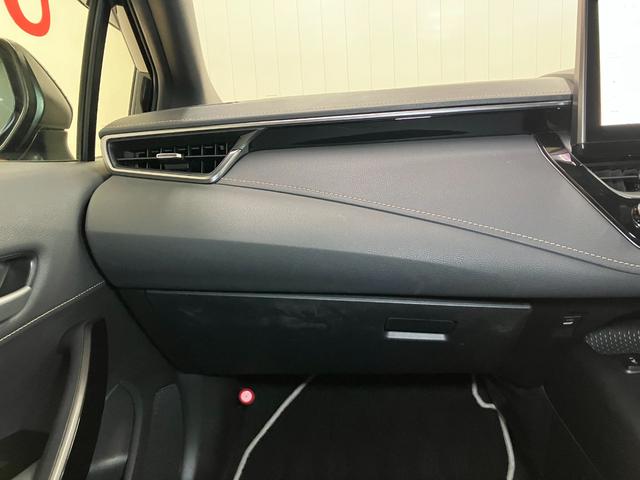 カローラツーリングハイブリッド　ダブルバイビーハイブリッド車　衝突被害軽減ブレーキシステム　Ｂカメラ　レーダークルーズコントロール　マルチメディアオーディオ　シートヒーター　電動パーキングブレーキ　ＵＳＢ接続端子　ＳＯＳスイッチ　ＥＴＣ（神奈川県）の中古車