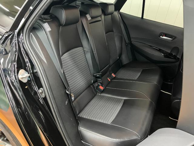 カローラツーリングハイブリッド　ダブルバイビーハイブリッド車　衝突被害軽減ブレーキシステム　Ｂカメラ　レーダークルーズコントロール　マルチメディアオーディオ　シートヒーター　電動パーキングブレーキ　ＵＳＢ接続端子　ＳＯＳスイッチ　ＥＴＣ（神奈川県）の中古車