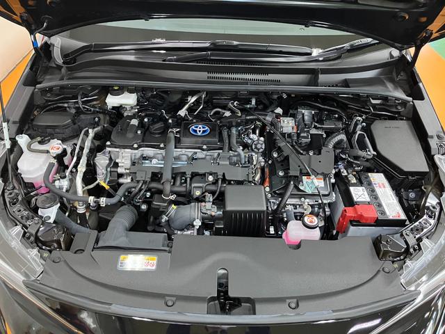 カローラツーリングハイブリッド　ダブルバイビーハイブリッド車　衝突被害軽減ブレーキシステム　Ｂカメラ　レーダークルーズコントロール　マルチメディアオーディオ　シートヒーター　電動パーキングブレーキ　ＵＳＢ接続端子　ＳＯＳスイッチ　ＥＴＣ（神奈川県）の中古車