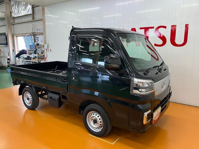 ハイゼットトラックＥＸＴ４ＷＤ　サポカーＳワイド適合　三方開　荷台作業灯　Ｂカメラ　ナビ　エアコン　Ｐスタート　コーナーセンサー　アイドリングストップ　誤発進抑制機能　アクセサリーソケット　ＥＴＣ　電動格納ミラー　キーフリー（神奈川県）の中古車