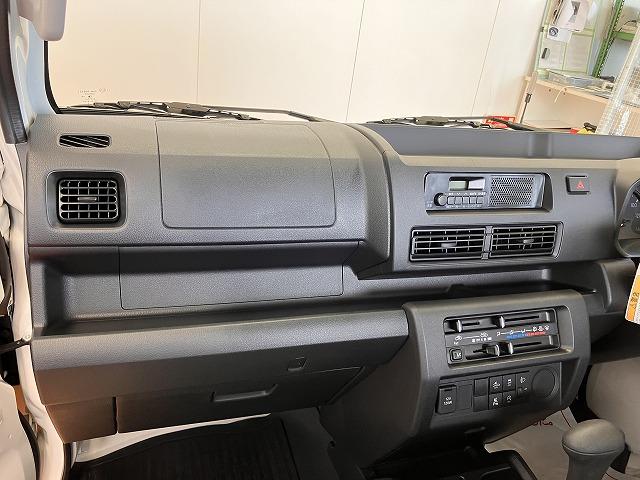 ハイゼットトラックジャンボスタンダードサポカーSワイド適合 三方開 ラジオ エアコン 光軸調整ダイヤル コーナーセンサー アイドリングストップ 横滑り防止機能 誤発進抑制機能 アクセサリーソケット(神奈川県)の中古車
