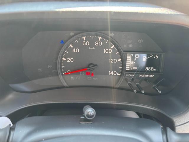 ハイゼットカーゴＤＸサポカーＳワイド適合　Ｂｌｕｅｔｏｏｔｈオーディオ　エアコン　アクセサリーソケット　コーナーセンサー　アイドリングストップ　光軸調整ダイヤル　横滑り防止機能　誤発進抑制機能　パワーウインドウ　キーレス（神奈川県）の中古車