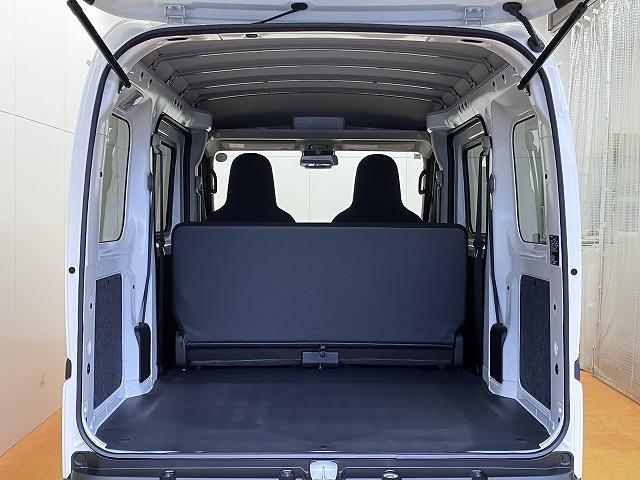 ハイゼットカーゴDXサポカーSワイド適合 ラジオ エアコン アクセサリーソケット コーナーセンサー アイドリングストップ 光軸調整ダイヤル 横滑り防止機能 誤発進抑制機能 パワーウインドウ キーレス(神奈川県)の中古車