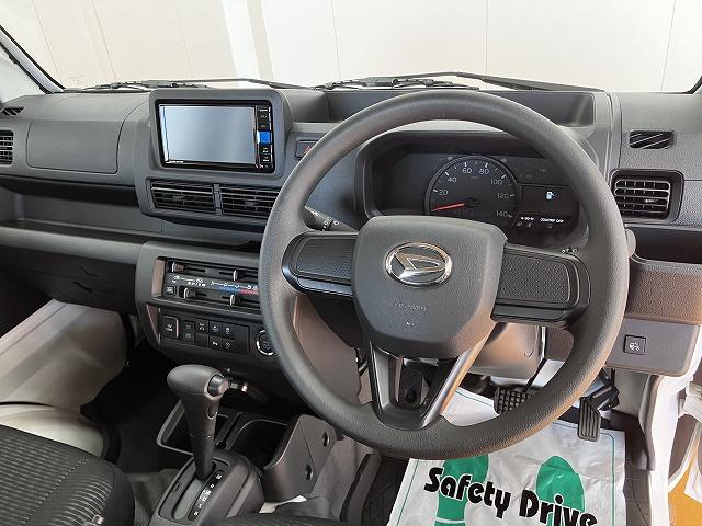 ハイゼットトラックジャンボエクストラ　ナビ　ドラレコ　パワーウィンドウサポカーＳワイド適合　三方開　ゴムマット　ＣＶＴ　エアコン　Ｐスタート　アクセサリーソケット　アイドリングストップ　コーナーセンサー　荷台作業灯　電動格納ミラー　キーフリー（神奈川県）の中古車