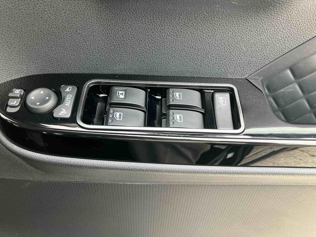 タントウエルカムシ−トカスタムＲＳスタイルセレクションまごころ保証　１年間・走行距離無制限付き（東京都）の中古車